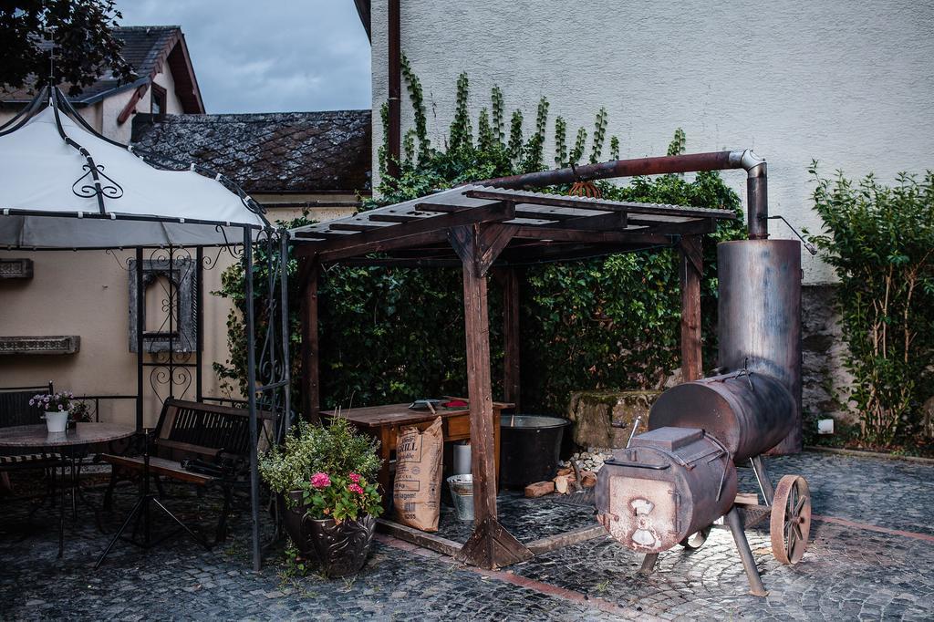 Hotel-Restaurant Zur Krone Löhnberg Eksteriør bilde