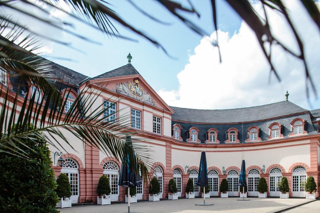 Hotel-Restaurant Zur Krone Löhnberg Eksteriør bilde