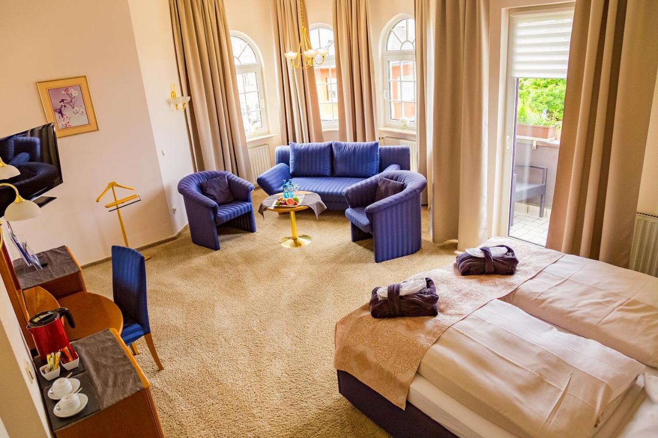 Hotel-Restaurant Zur Krone Löhnberg Eksteriør bilde
